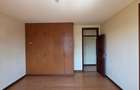 3 Bed Apartment with En Suite in Riverside - 15