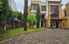 5 Bed Villa with En Suite at Naushad Merali Drive - 1