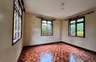 4 Bed House with En Suite in Lavington - 11