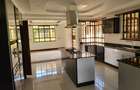 5 Bed House with En Suite in Runda - 2