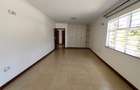 4 Bed House with En Suite in Runda - 5