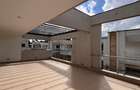 6 Bed Townhouse with En Suite in Lavington - 15