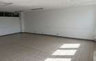 600 ft² Commercial Property with Service Charge Included at Baricho Road - 2