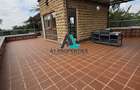 6 Bed Townhouse with En Suite in Lavington - 17