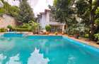 6 Bed House with En Suite in Runda - 1