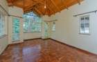 5 Bed Townhouse with En Suite in Rosslyn - 10