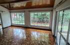 4 Bed Townhouse with Swimming Pool in Riverside - 7