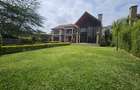 5 Bed Villa with En Suite in Runda - 2