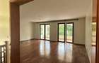 4 Bed Townhouse with En Suite in Lavington - 2