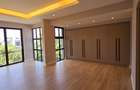 4 Bed House with En Suite at Palm Valley - 20