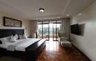 3 Bed Apartment with En Suite at Riverside Drive - 2