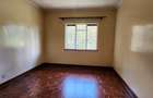 3 Bed House with En Suite in Lavington - 7