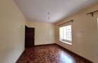 5 Bed Townhouse with En Suite in Lavington - 9