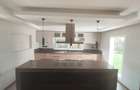 5 Bed House with En Suite in Runda - 12