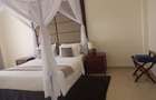 Serviced 2 Bed Apartment with En Suite in Nyali Area - 5
