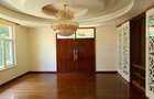 5 Bed House with En Suite in Runda - 16