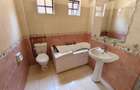 3 Bed Apartment with En Suite at Lavington - 9
