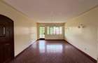 3 Bed Apartment with En Suite at Westlands - 13