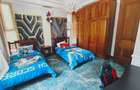 6 Bed Villa with En Suite in Lavington - 11