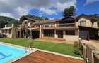 6 Bed Villa with En Suite in Lavington - 2
