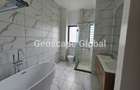 3 Bed Apartment with En Suite in Rosslyn - 4