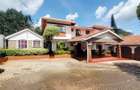 5 Bed House with En Suite in Rosslyn - 1