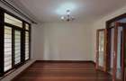 5 Bed Townhouse with En Suite in Lavington - 7