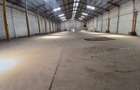 14,000 ft² Warehouse with Parking in Industrial Area - 9