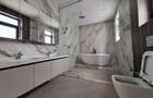 5 Bed Townhouse with En Suite in Lavington - 16