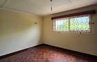 4 Bed Townhouse with En Suite in Lavington - 19