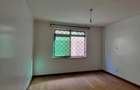 3 Bed Apartment with En Suite in Kilimani - 14