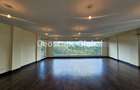 5 Bed Apartment with En Suite in Spring Valley - 4