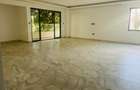 5 Bed Apartment with En Suite at 3Rd Parklands - 2