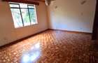 4 Bed Apartment with En Suite at Riverside Drive - 12