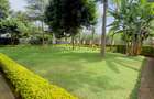 5 Bed House with En Suite at Mimosa Drive - 5