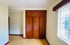 5 Bed Townhouse with En Suite in Lavington - 11