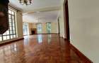 5 Bed Townhouse with En Suite at Owashiga Road - 9