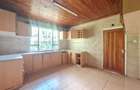 4 Bed House with En Suite at Hardy Area - 9