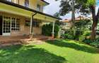 5 Bed Townhouse with En Suite in Lavington - 3