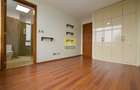 3 Bed Apartment with En Suite in Parklands - 10