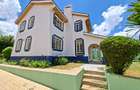 4 Bed House with En Suite at Runda - 1
