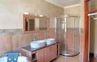 5 Bed Townhouse with En Suite at Lavington Green - 20