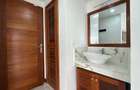 4 Bed Apartment with En Suite in Westlands Area - 12