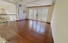 5 Bed House with En Suite at Mimosa Drive - 22