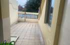 5 Bed Townhouse with En Suite at Lavington - 11