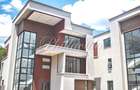 5 Bed Townhouse with En Suite in Lavington - 2