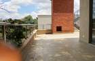 5 Bed Townhouse with En Suite in Lavington - 9