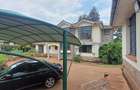 4 Bed Townhouse in Rosslyn - 2