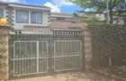 4 Bed House with En Suite at Donholm - 1