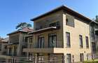 5 Bed Townhouse with En Suite in Lavington - 7